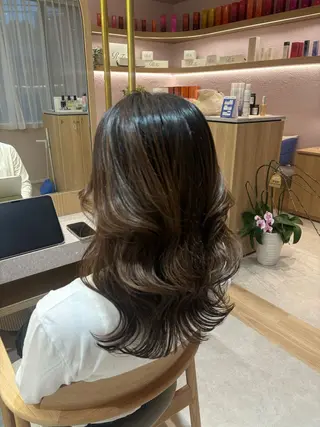 ロング merc.谷本 澪のヘアスタイル
