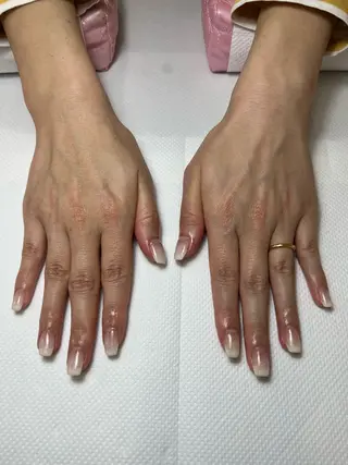 ネイル 名越 彩花のネイルデザイン