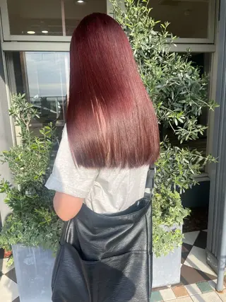 ロング 石戸 春菜のヘアスタイル