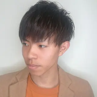 メンズ ブリーチ/ヘアケア/ 艶髪/イギチハルのヘアスタイル