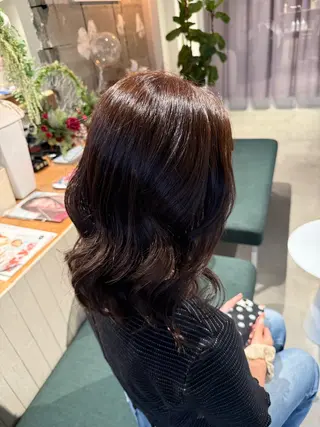 セミロング 井手上 陽菜のヘアスタイル