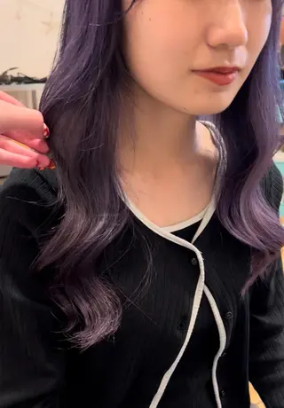 ロング ハイトーン/ ダブルカラー/透明感のヘアスタイル