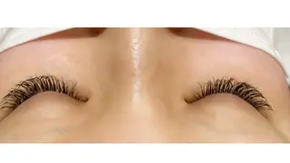 マツエク・マツパ uniii所属・uniii相模大野 Yoshizawaのマツエク・マツパデザイン