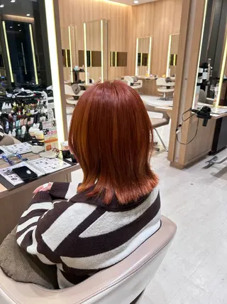 ミディアム UNIXマークイズみなとみらい店所属・なな みのヘアスタイル