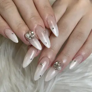 ネイル Azusa🩵 ネイル💅🏻南森町のネイルデザイン