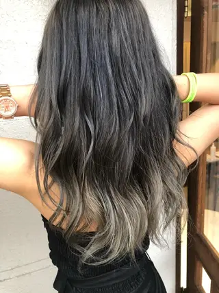 セミロング カラー レイヤーカット匠 イソザキノリユキのヘアスタイル