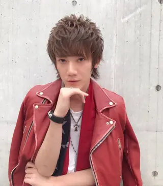 ショート カラー パーマ ヘアアレンジ メンズ backstage.AZ所属・吉川 宙翔のヘアスタイル