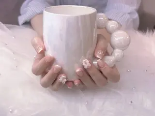 ネイル MIKIネイルサロン所属・MIKIネイル YUKAのネイルデザイン