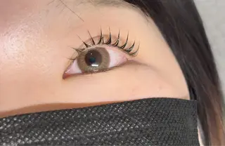 マツエク・マツパ tres momokaの眉毛・アイブロウイメージ