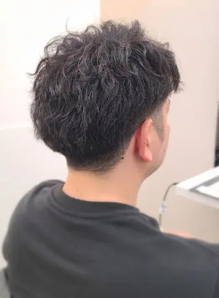 ショート パーマ メンズ 桐島 令奈のヘアスタイル