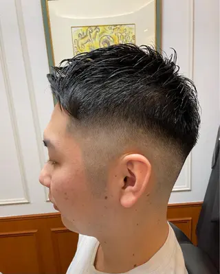 ショート メンズ 【24時まで営業✨】 吉本　成樹のヘアスタイル