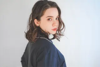 カラー 榊 桜のヘアスタイル