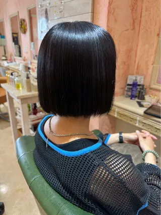 ミディアム カラー 森山 実結のヘアスタイル