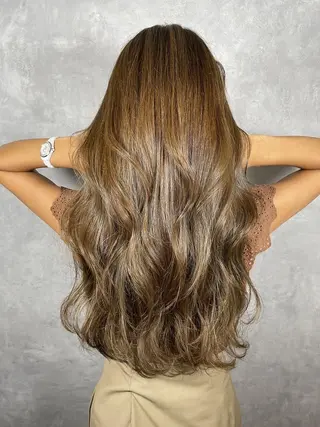 ロング カラー パーマ Lafesta HAIR和歌山駅前店のヘアスタイル