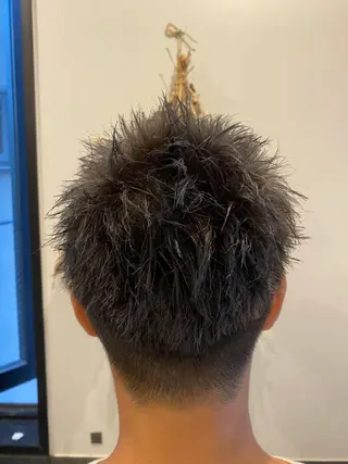 ショート カラー パーマ ヘアアレンジ メンズ メンズパーマの巨匠 鈴木純のヘアスタイル