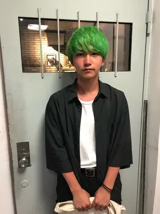 ショート カラー 下北沢suu所属・AYAKA 下北沢suuのヘアスタイル