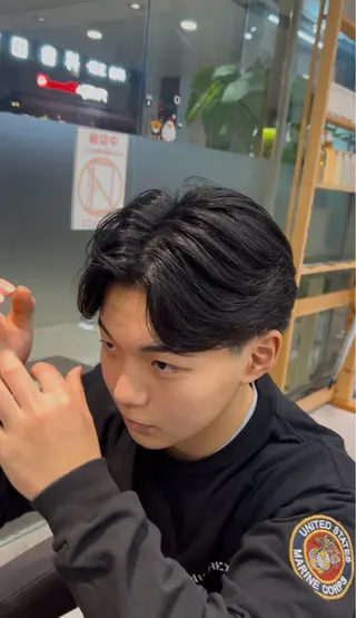 パーマ ニュアンスパーマ フェザーパーマ 楓河のヘアスタイル