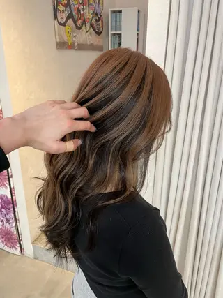 セミロング カラー 安井まゆ _Box mico.のヘアスタイル