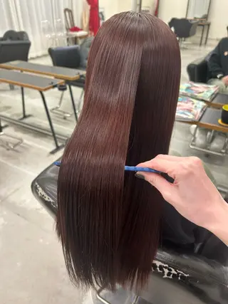 ロング カラー 7Bridge 滝内ひよりのヘアスタイル