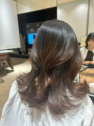 ミディアム 🎀大竹美侑／顔まわ りカット／レイヤーのヘアスタイル