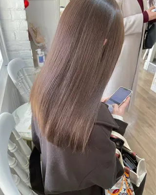 カラー Ria🌙*ﾟ 艶カラーのヘアスタイル