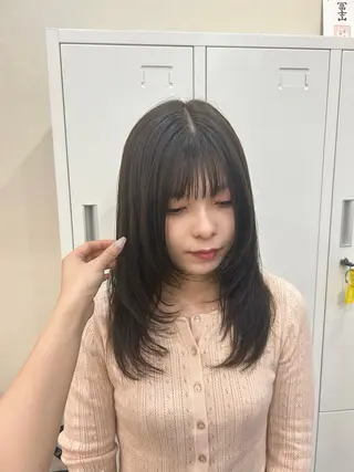 セミロング MIDORI🎀 透明感/ベージュのヘアスタイル