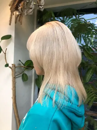 セミロング カラー LIBRO所属・Moca 〰️のヘアスタイル