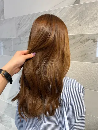 セミロング TOIRO所属・山本 麗のヘアスタイル