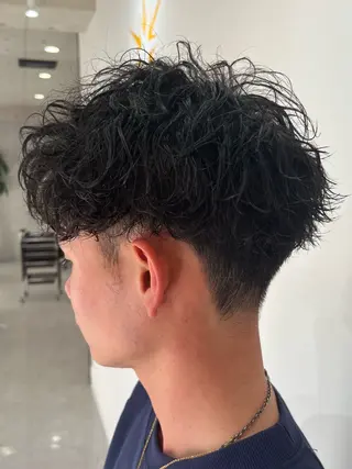 ショート パーマ メンズ 【店長】メンズ職人 短髪　ハイトーン🔥のヘアスタイル