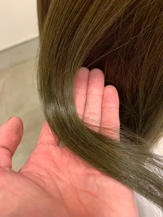 カラー 星野 真壱のヘアスタイル