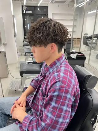 ショート パーマ メンズ 亀井隆汰/メンズ専門 パーマ特化美容師のヘアスタイル