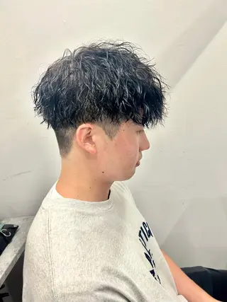 ショート パーマ メンズ パーマ支持率No.1 ❤️‍🔥安成弾のヘアスタイル