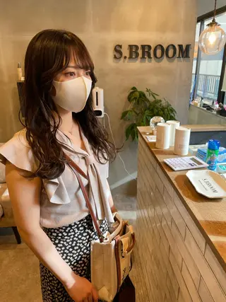 セミロング カラー S.BROOM なんばTAKUYAのヘアスタイル