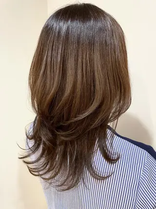 セミロング ✨美髪サラ艶トレンド 橋柿 実紀✨のヘアスタイル