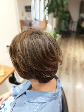 ショート カラー 北林 弘展のヘアスタイル