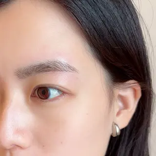 アイブロウ BLOOM所属・kana eyebrowの眉毛・アイブロウイメージ