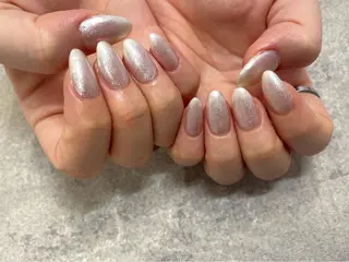 ネイル NINEnami ニュアンスネイルのネイルデザイン