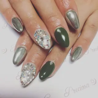 ネイル preciosa.nail所属・久場 晴美のネイルデザイン
