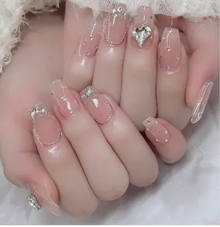 ネイル 西野 カナのネイルデザイン