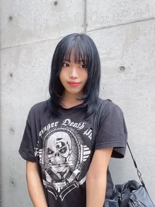 ミディアム CreBiA ten_【クレビアテン】所属・crebia 漢人 美海／レイヤーカットのヘアスタイル