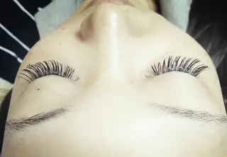 マツエク・マツパ 友岡 明子の眉毛・アイブロウイメージ