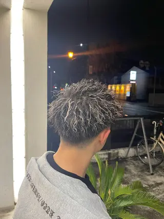 カラー パーマ メンズ TIDEHAIR りょうたボブ募集のヘアスタイル