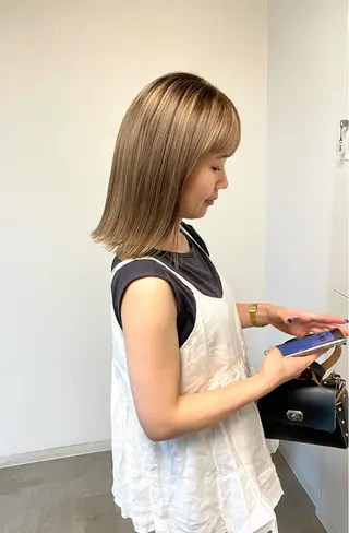ミディアム NATSUKA 905号室のヘアスタイル