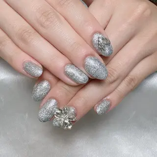 ネイル LR.ONE リナのネイルデザイン