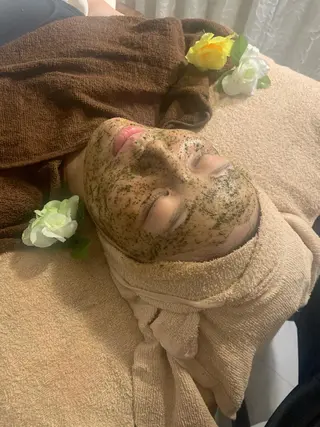 セミロング カラー パーマ ヘアアレンジ メンズ キッズ ネイル マツエク・マツパ Amaryllis 🌹のエステ・リラクイメージ