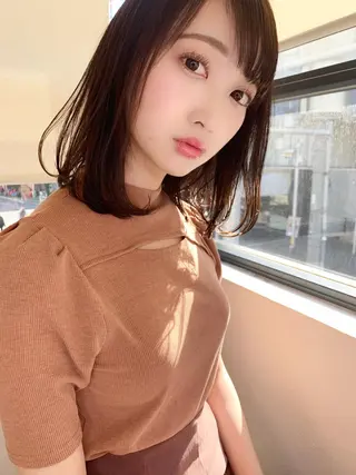 ミディアム Zinaセントラル所属・須田 ゆかりのヘアスタイル