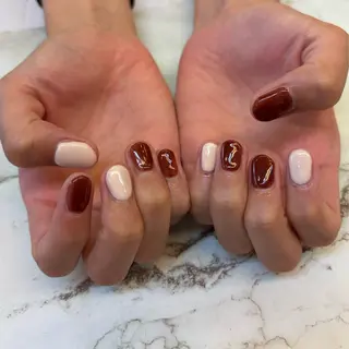 ネイル Honey Bee所属・Honey Bee Mikuのネイルデザイン