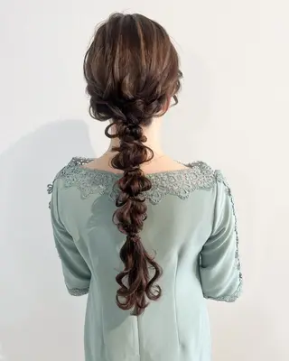 ロング ヘアアレンジ tomida yukiの眉毛・アイブロウイメージ