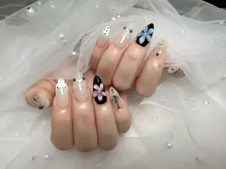 ネイル ENsalon AKIRAのネイルデザイン