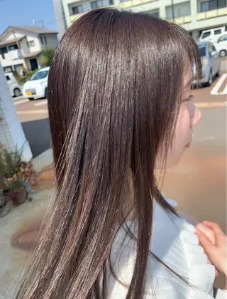 セミロング カラー 秋山 和己のヘアスタイル
